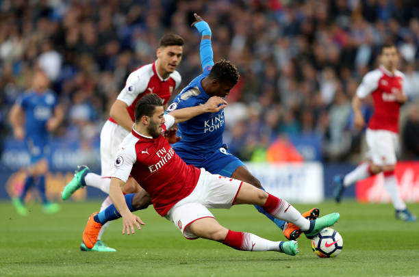 加强公共健 加强公共健