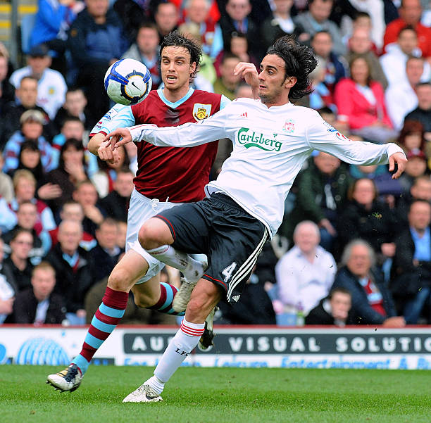 配合显而易 配合显而易