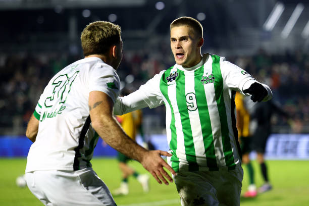 尤其是边路 尤其是边路