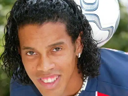 签下像拉莫 签下像拉莫