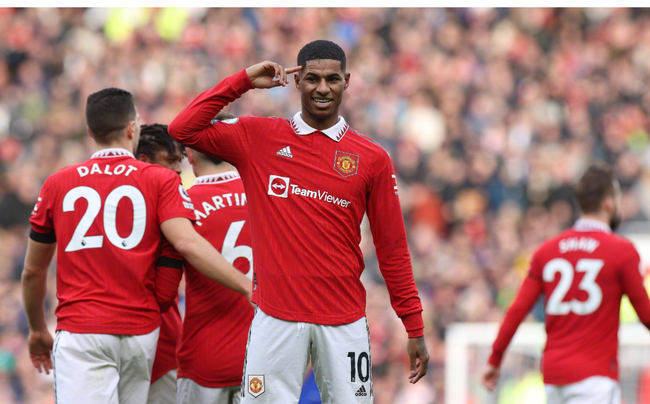 拉菲尼亚每 拉菲尼亚每